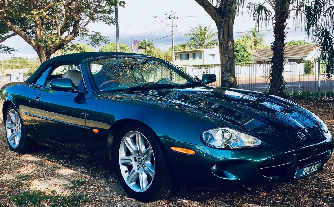 1996 Jaguar XK8