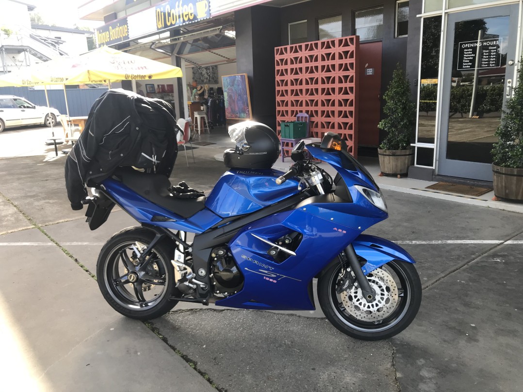2006 Triumph 1050cc SPRINT ST (ABS)