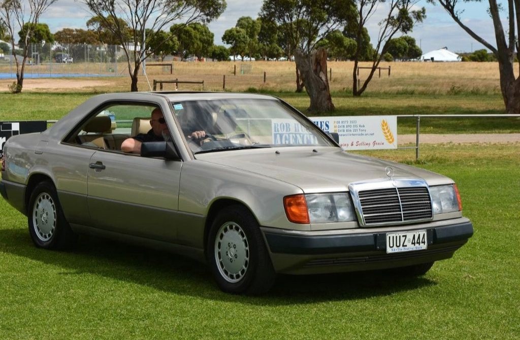 1988 Mercedes-Benz 300 CE