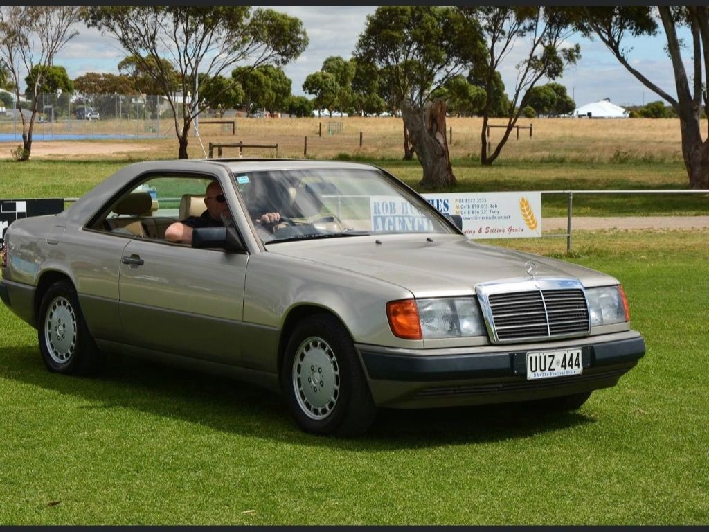 1988 Mercedes-Benz 300 CE