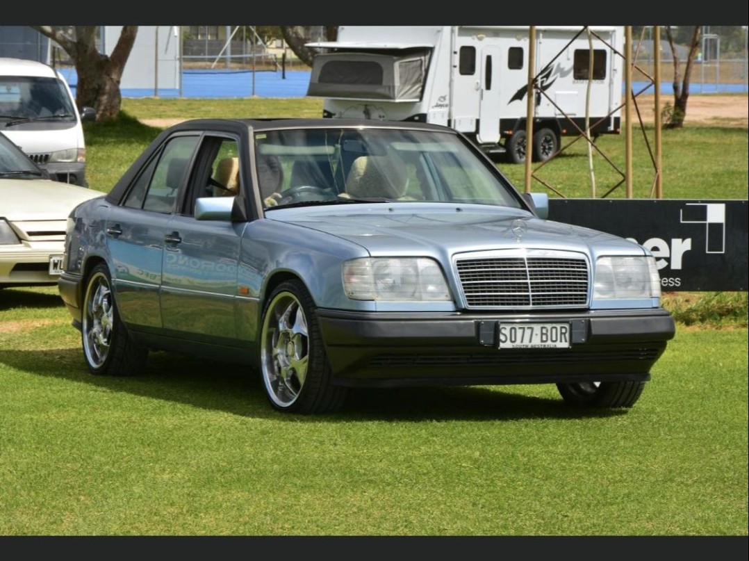 1994 Mercedes-Benz W124  E280