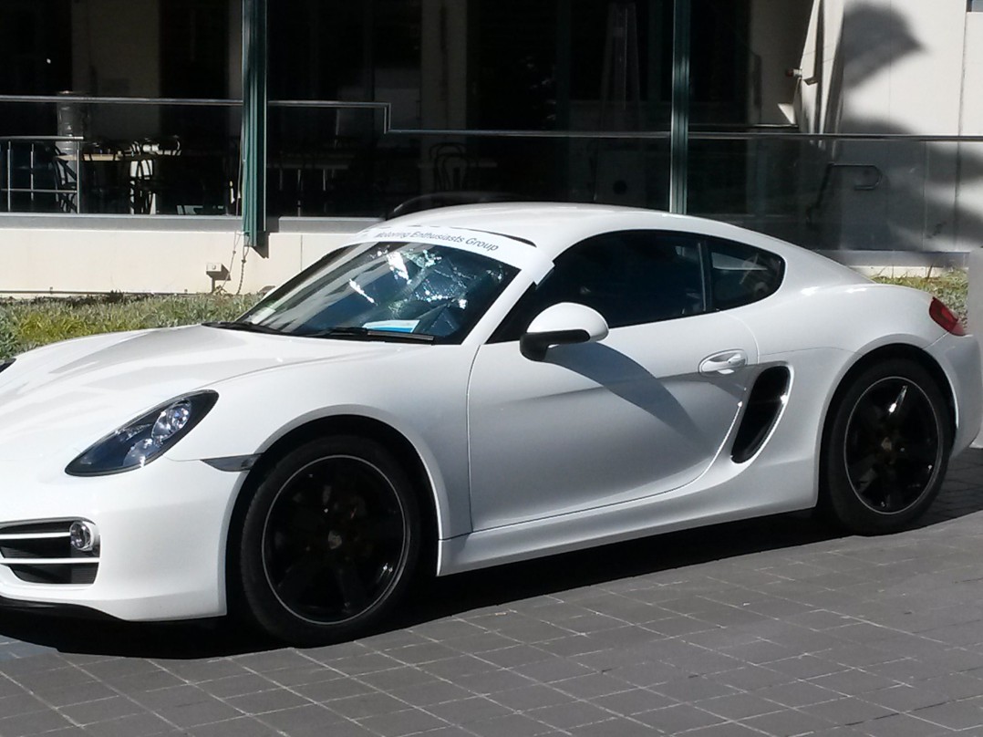 2015 Porsche CAYMAN