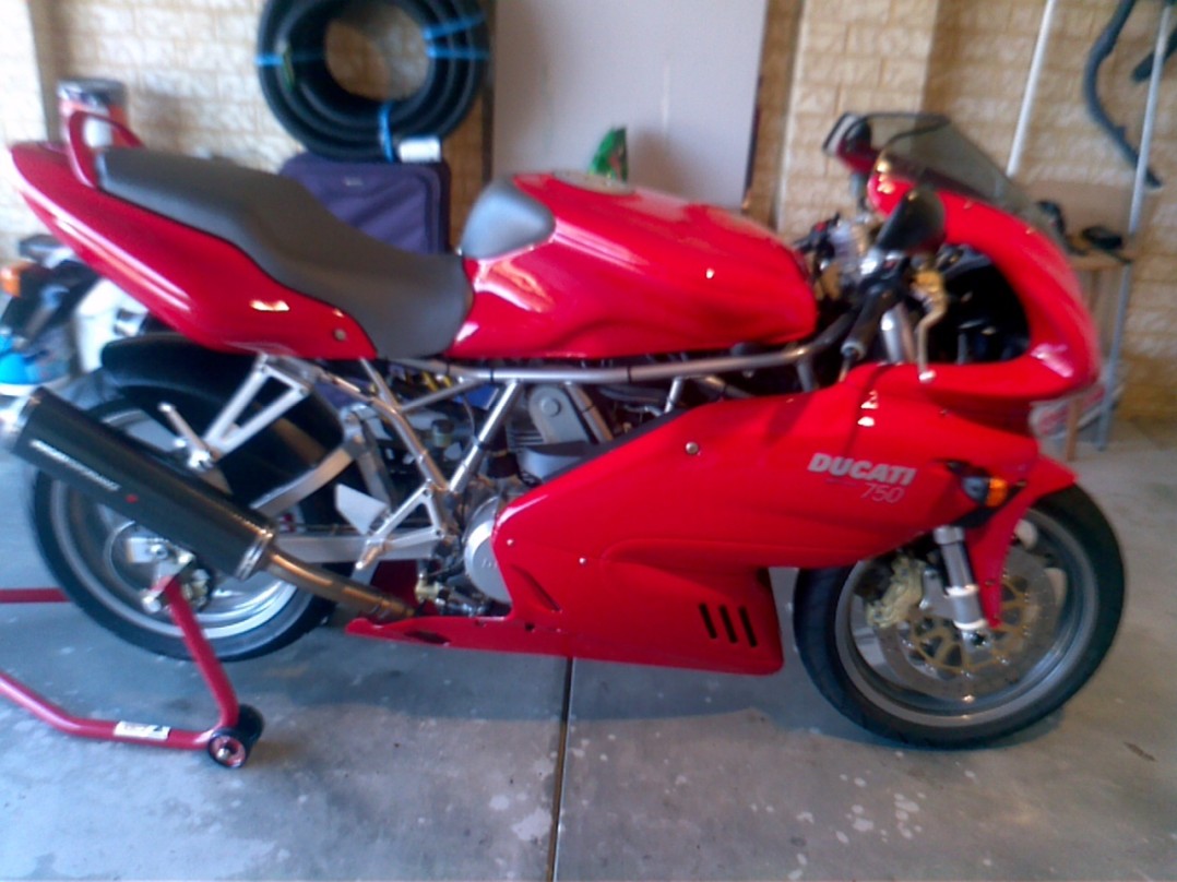 2002 Ducati 750ss