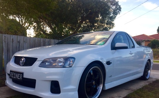 2010 Holden COMMODORE OMEGA