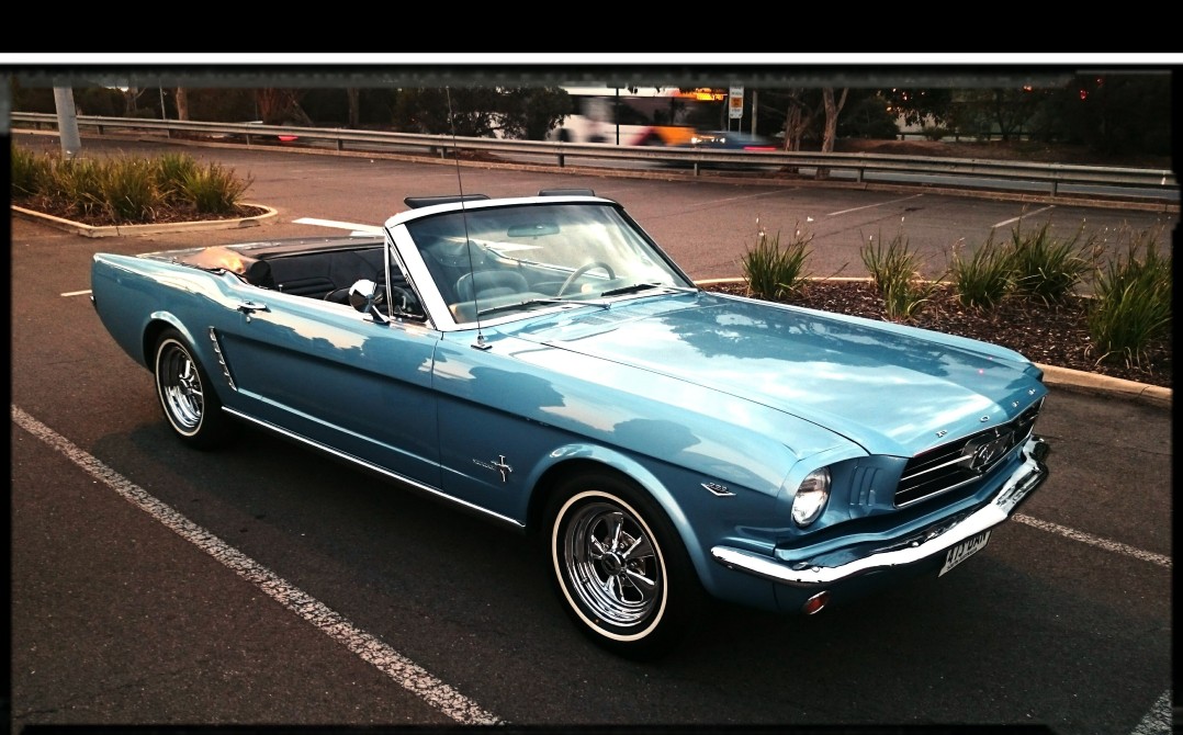 1965 Ford MUSTANG