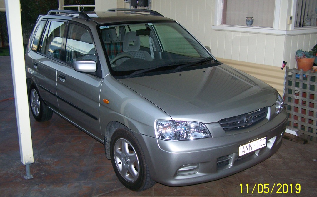 2001 Mazda 121 METRO PLATINUM EDITION
