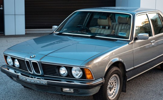 1982 BMW E23 733i