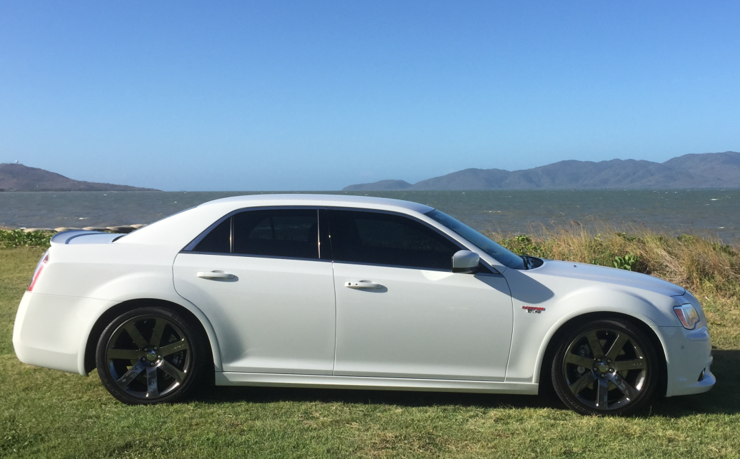 2013 Chrysler 300 SRT8