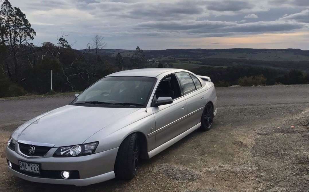 2004 Holden VY Calais