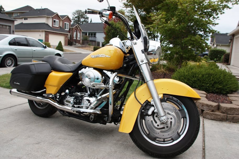 2005 Harley-Davidson Road King Custom (FLHRSI)
