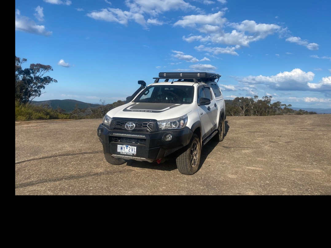 2019 Toyota Hilux Rugged x