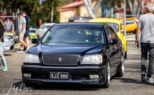 2003 Toyota Crown Athlete V