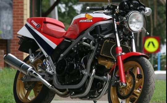 1984 Honda VF1000R