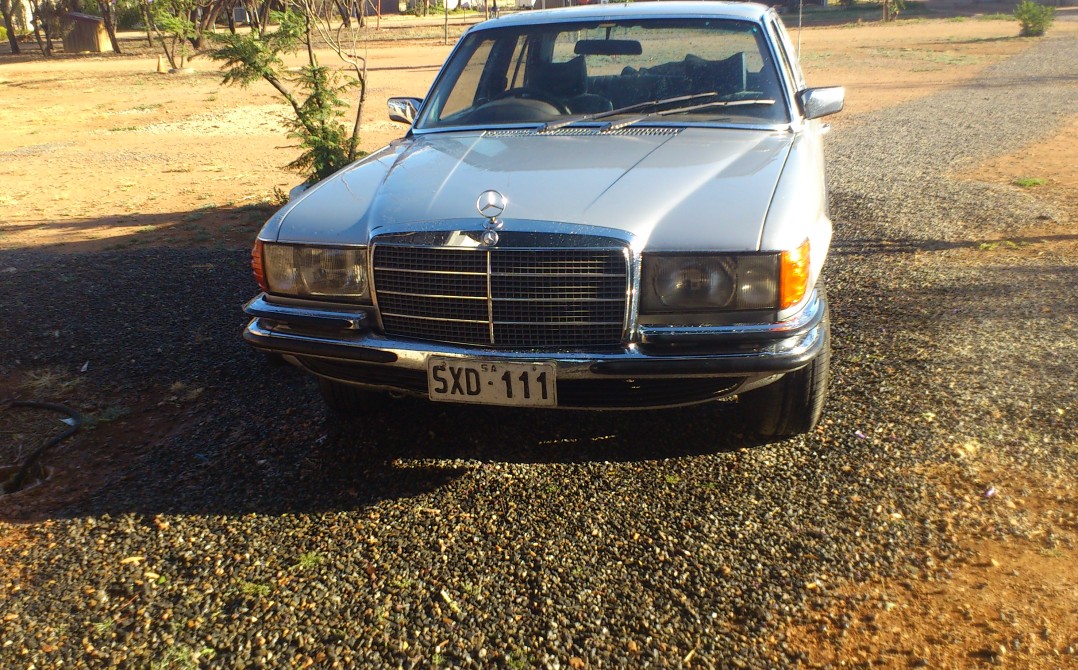 1976 Mercedes-Benz 450 SE