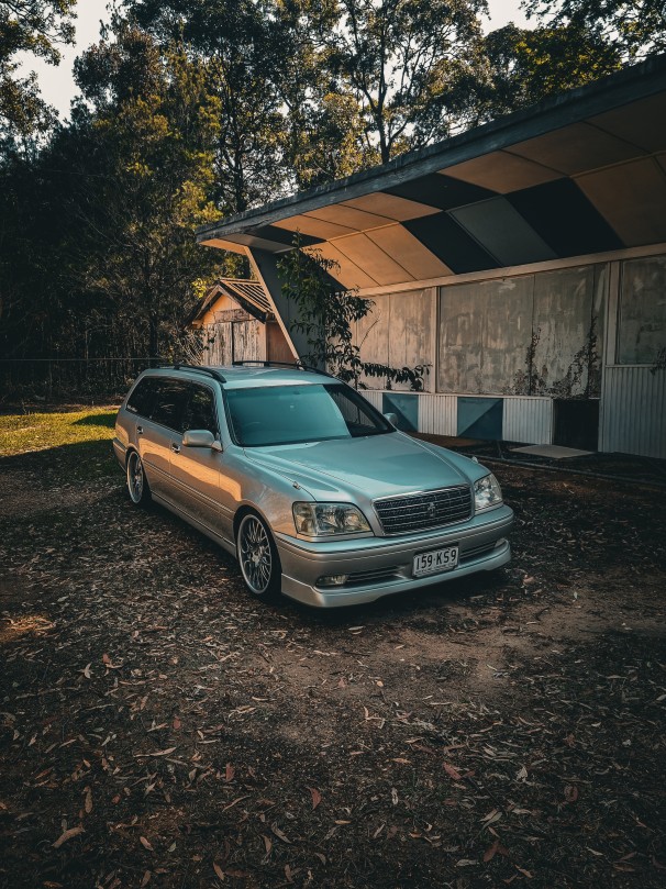 2001 Toyota Crown Estate Athlete V