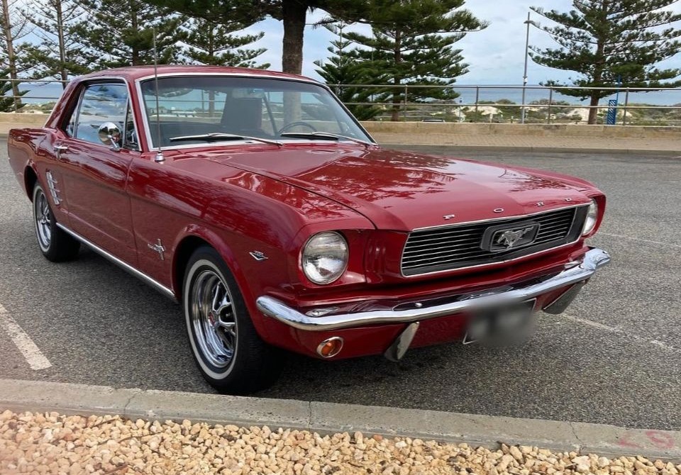 1966 Ford MUSTANG