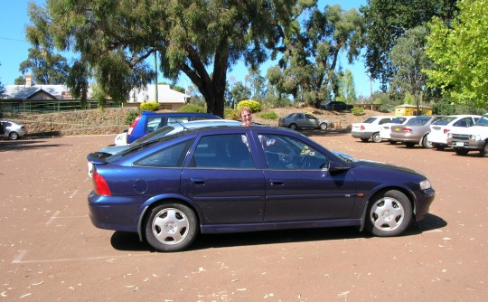 1999 Holden CD