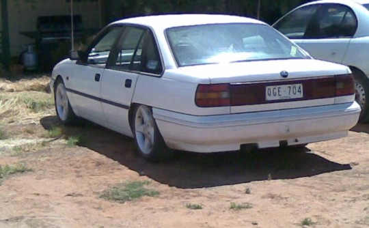 1992 Holden COMMODORE