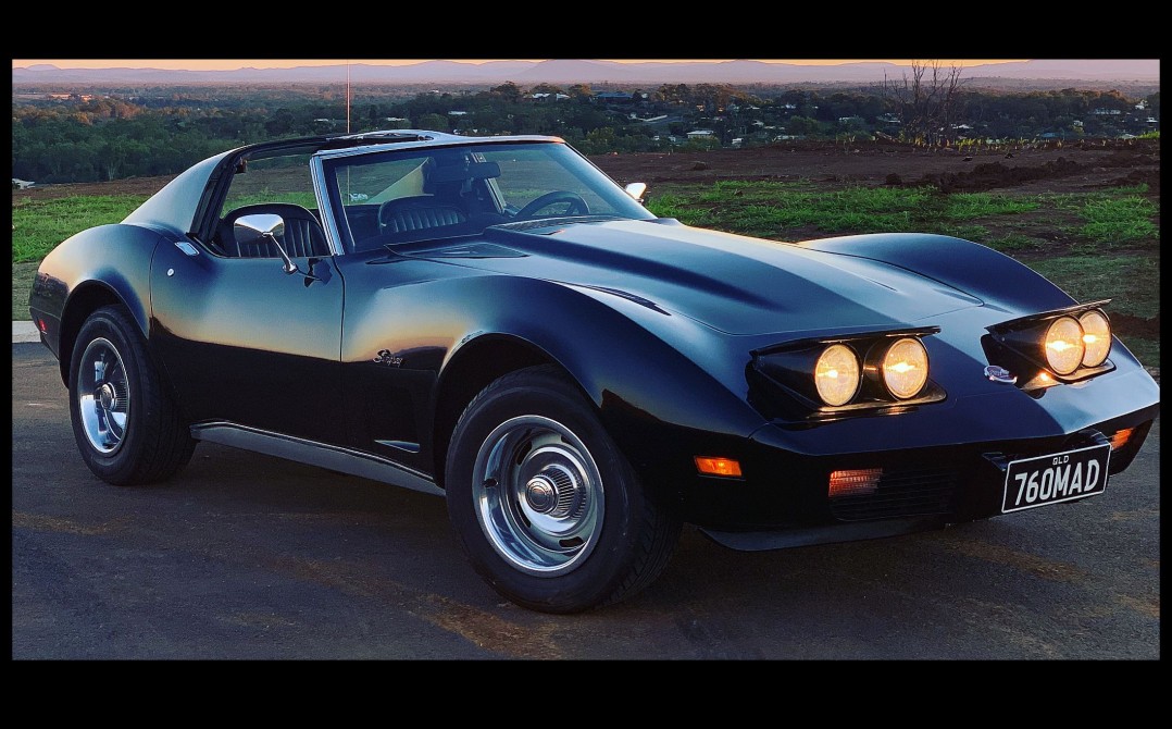 1976 Chevrolet CORVETTE STINGRAY