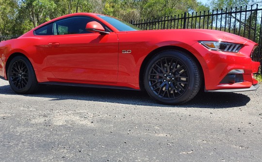 2017 Ford MUSTANG