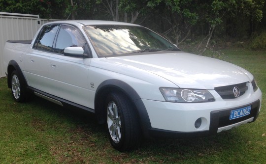 2004 Holden CREWMAN CROSS 8