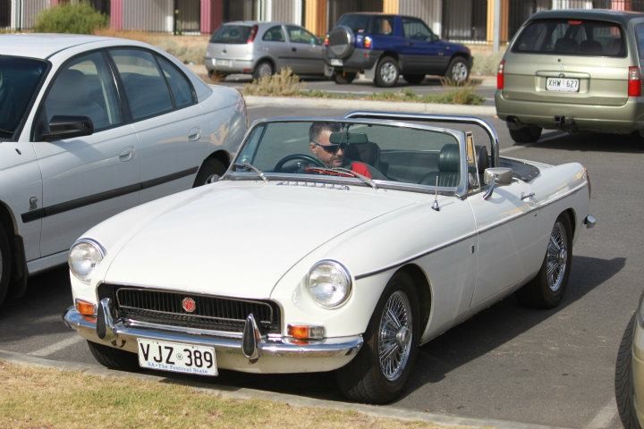 1972 MG B roadster