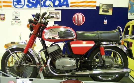 1975 Jawa 634