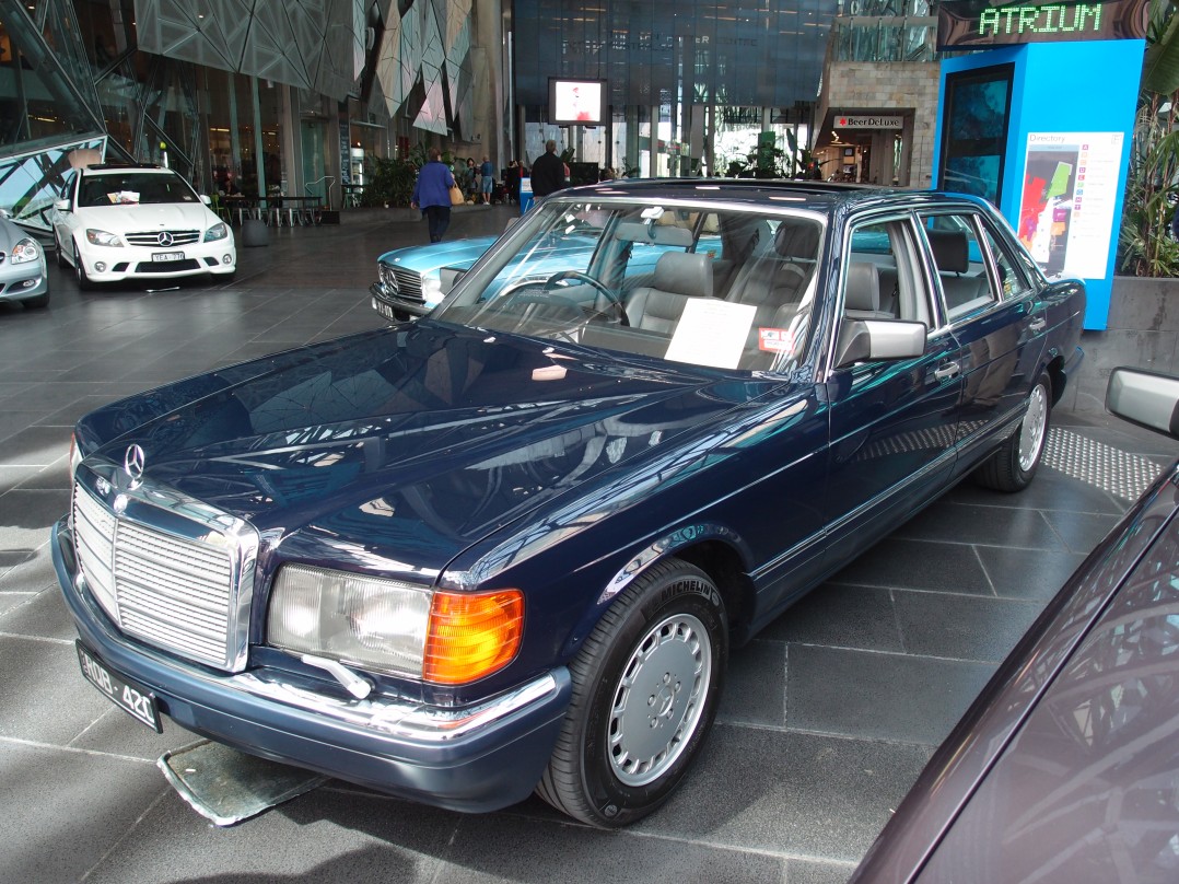 1990 Mercedes-Benz W126  - 420SEL