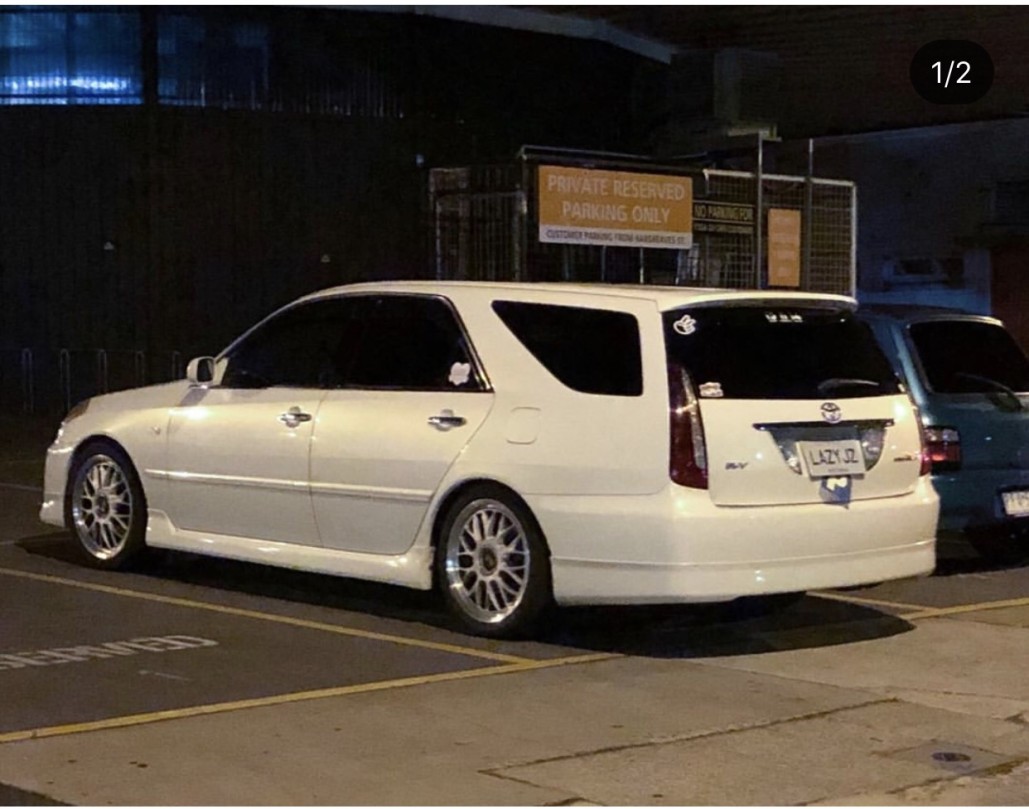 2002 Toyota Mark II Blit
