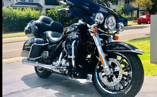2018 Harley-Davidson 1690cc FLHTK ELECTRA GLIDE ULTRA LTD