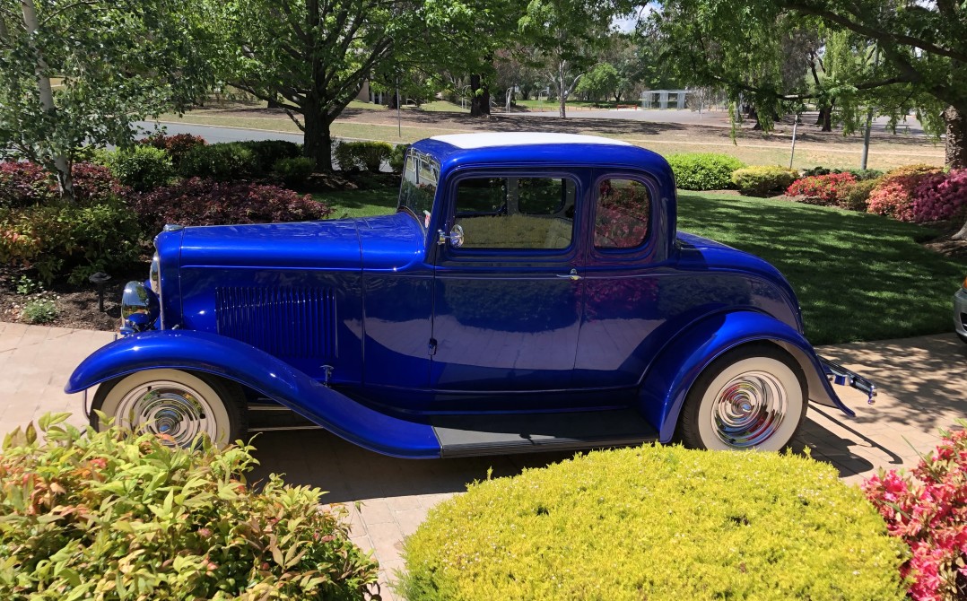 1932 Ford 5 window coupe