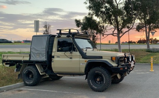 1998 Toyota LANDCRUISER (4x4) 3 SEAT