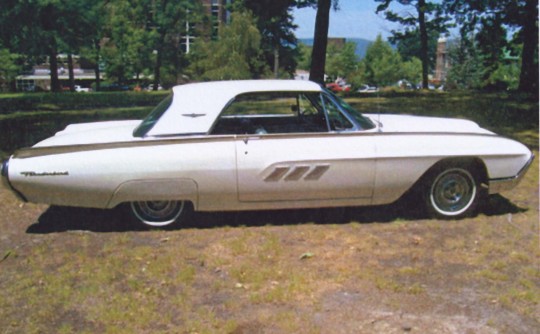 1963 Ford Thunderbird