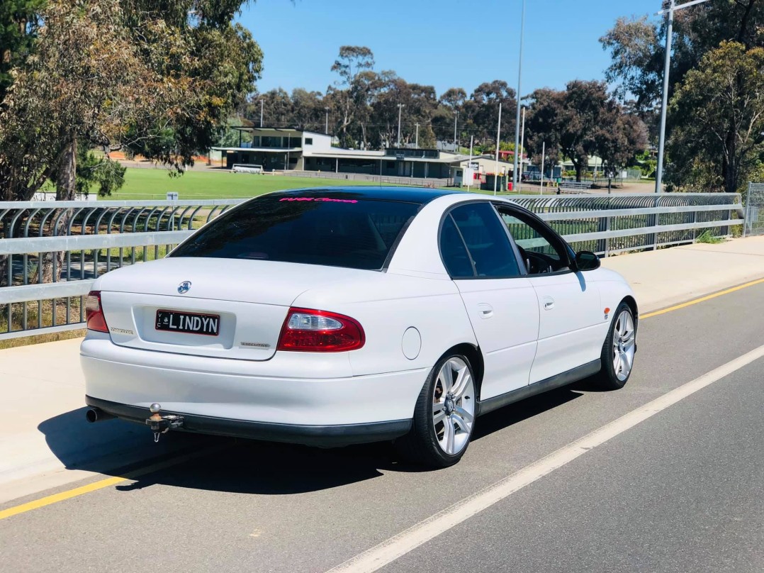 1997 Holden COMMODORE