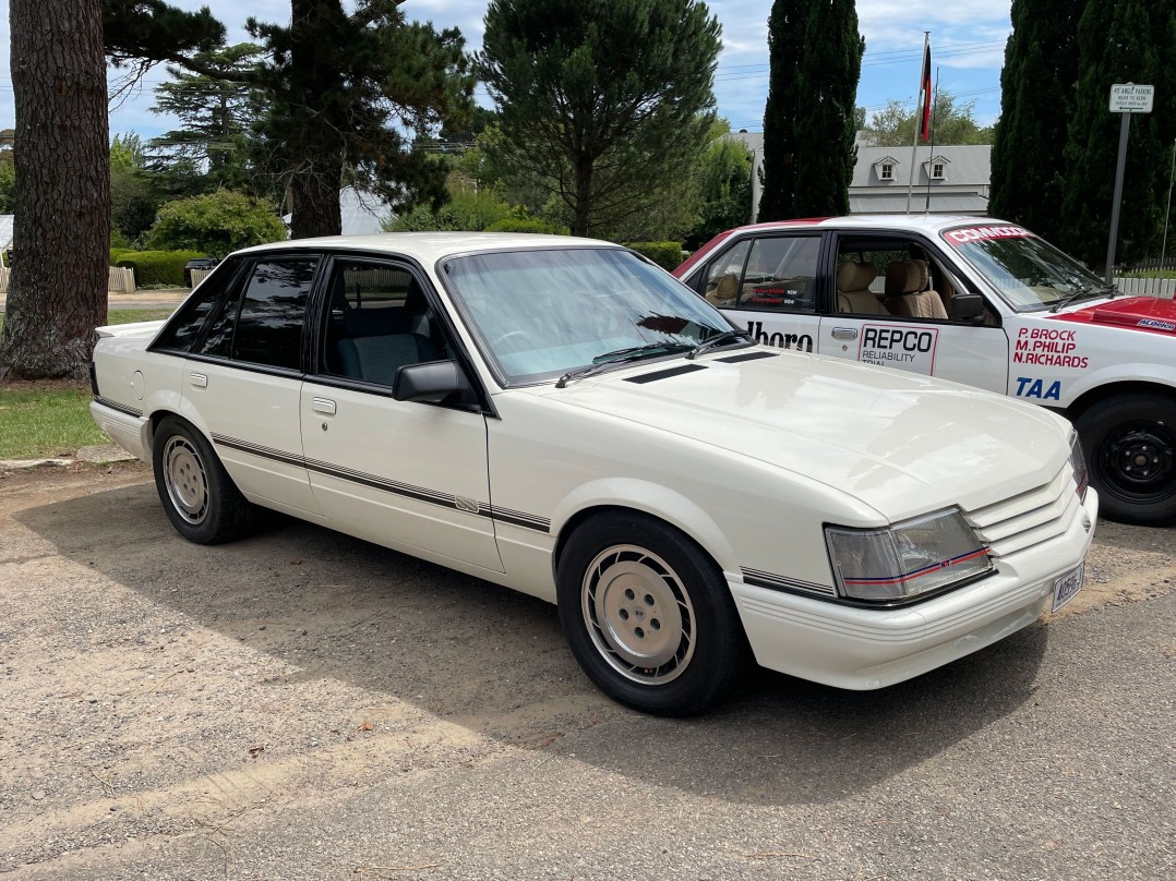 1985 Holden Dealer Team Commodore SS