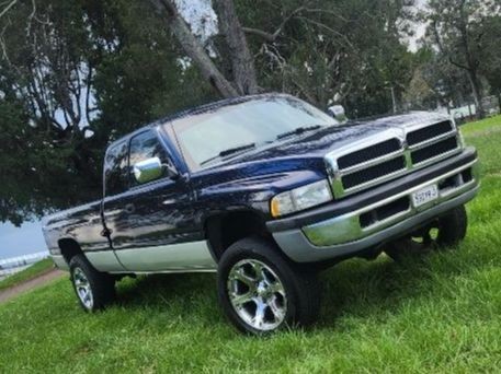 1995 Dodge RAM Laramie