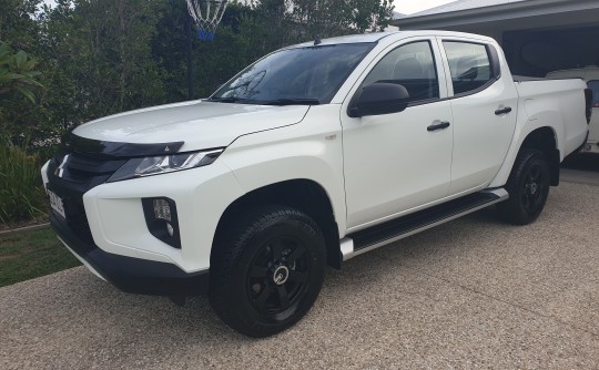 2019 Mitsubishi TRITON (4x4)