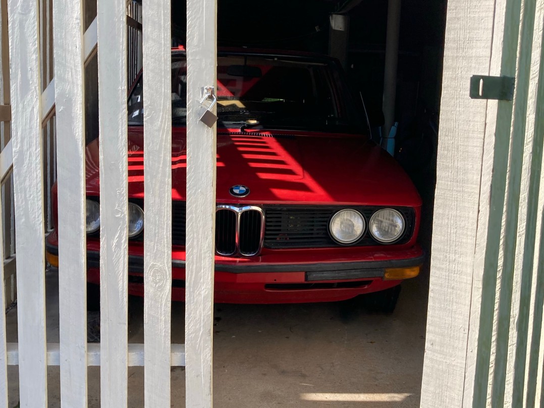 1975 BMW 518