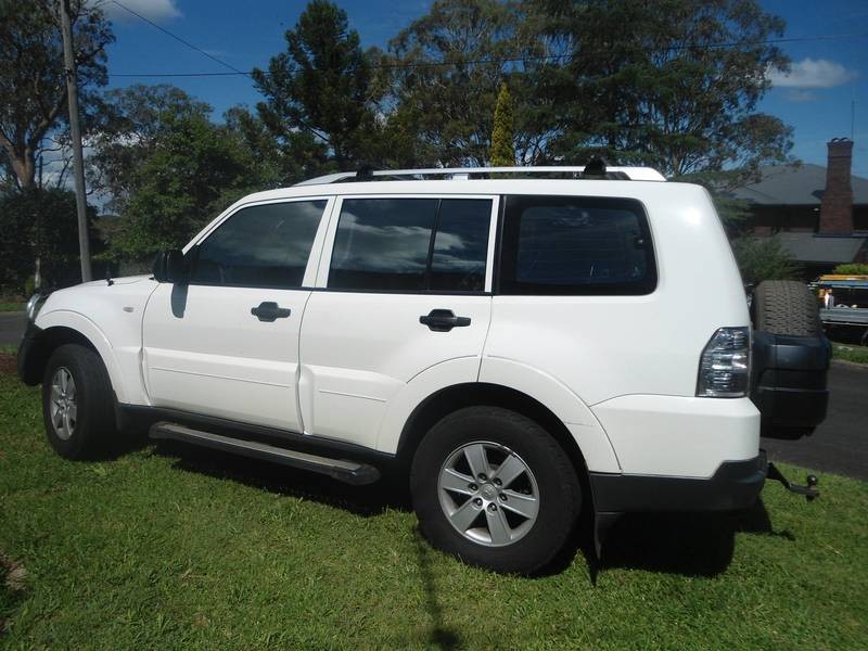 2008 Mitsubishi Pajero