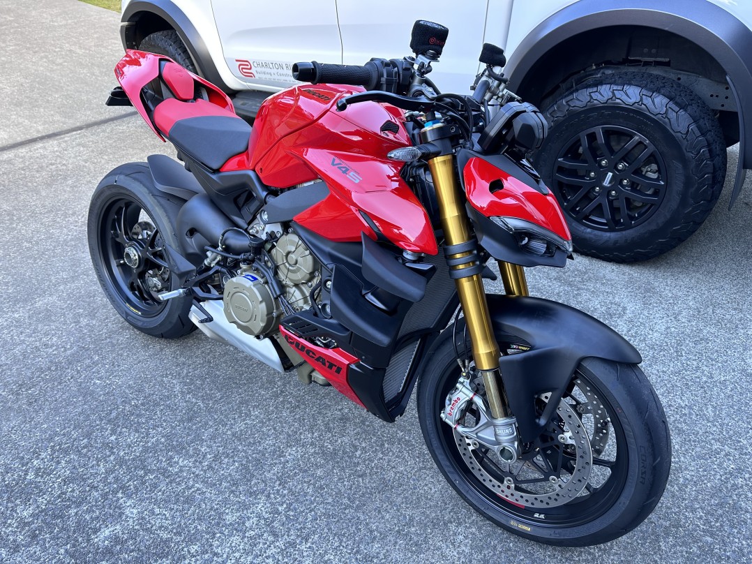 2023 Ducati 1103cc STREETFIGHTER V4S