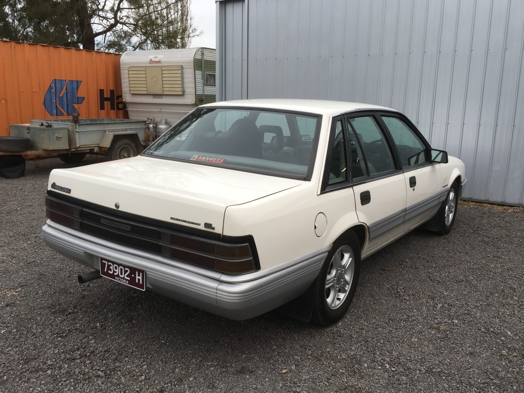 1986 Holden COMMODORE