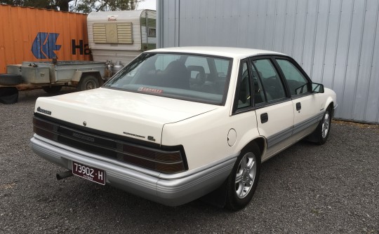 1986 Holden COMMODORE