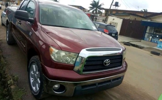 2016 Tundra truck 2016