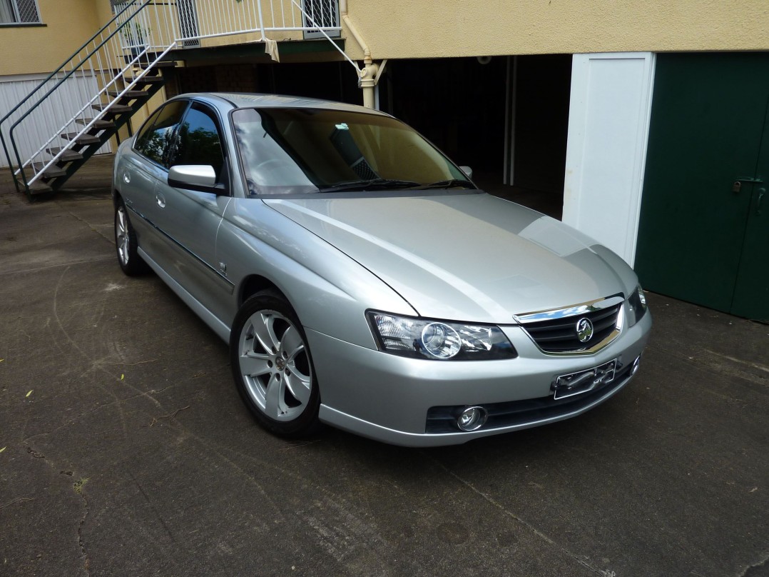 2003 Holden Calais