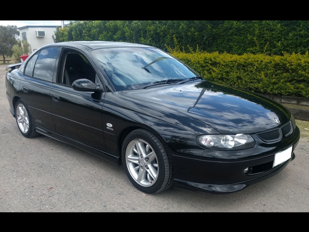 2000 Holden COMMODORE SS