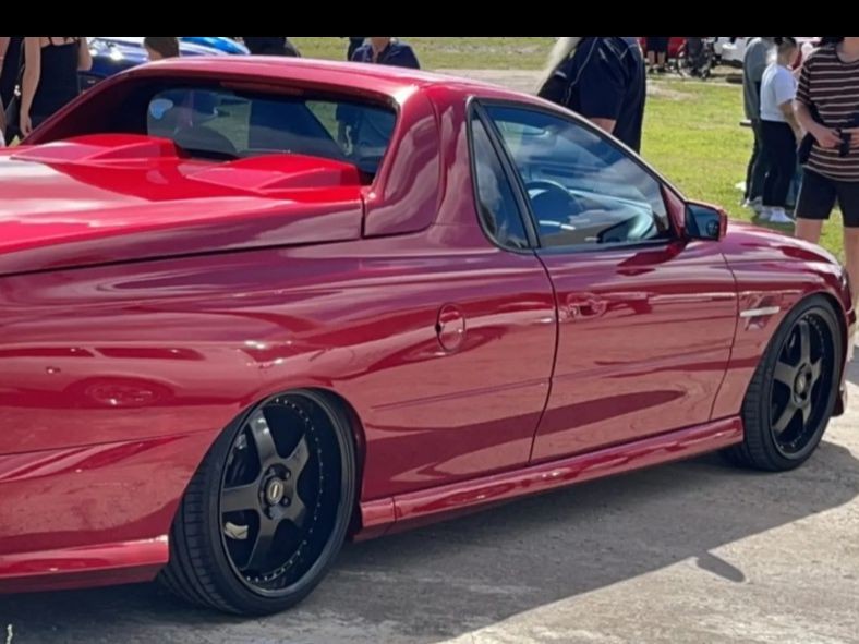 2006 Holden vz ss thunder