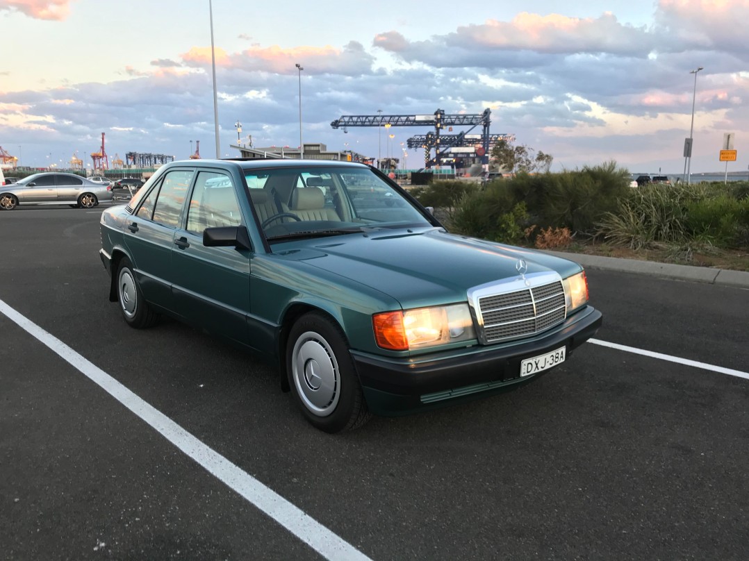 1989 Mercedes-Benz 190 E