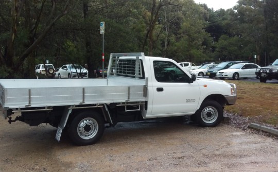 2010 Nissan Navara DX