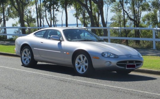 2003 Jaguar XK8