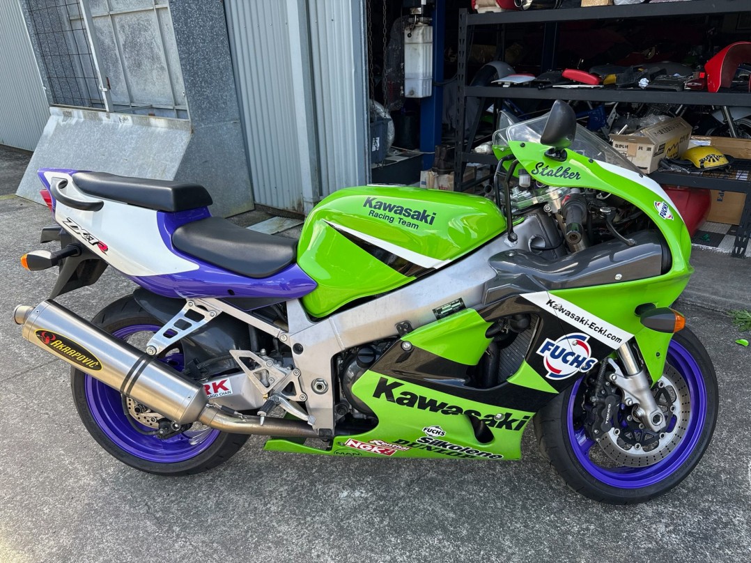 りな 2001 Kawasaki 748cc ZX-7R (ZX 750 NINJA) - pvony1969